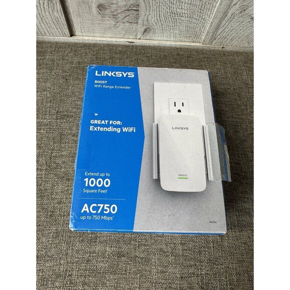 Linksys Boost WiFi Range Extender AC750 - Picture 1 of 6